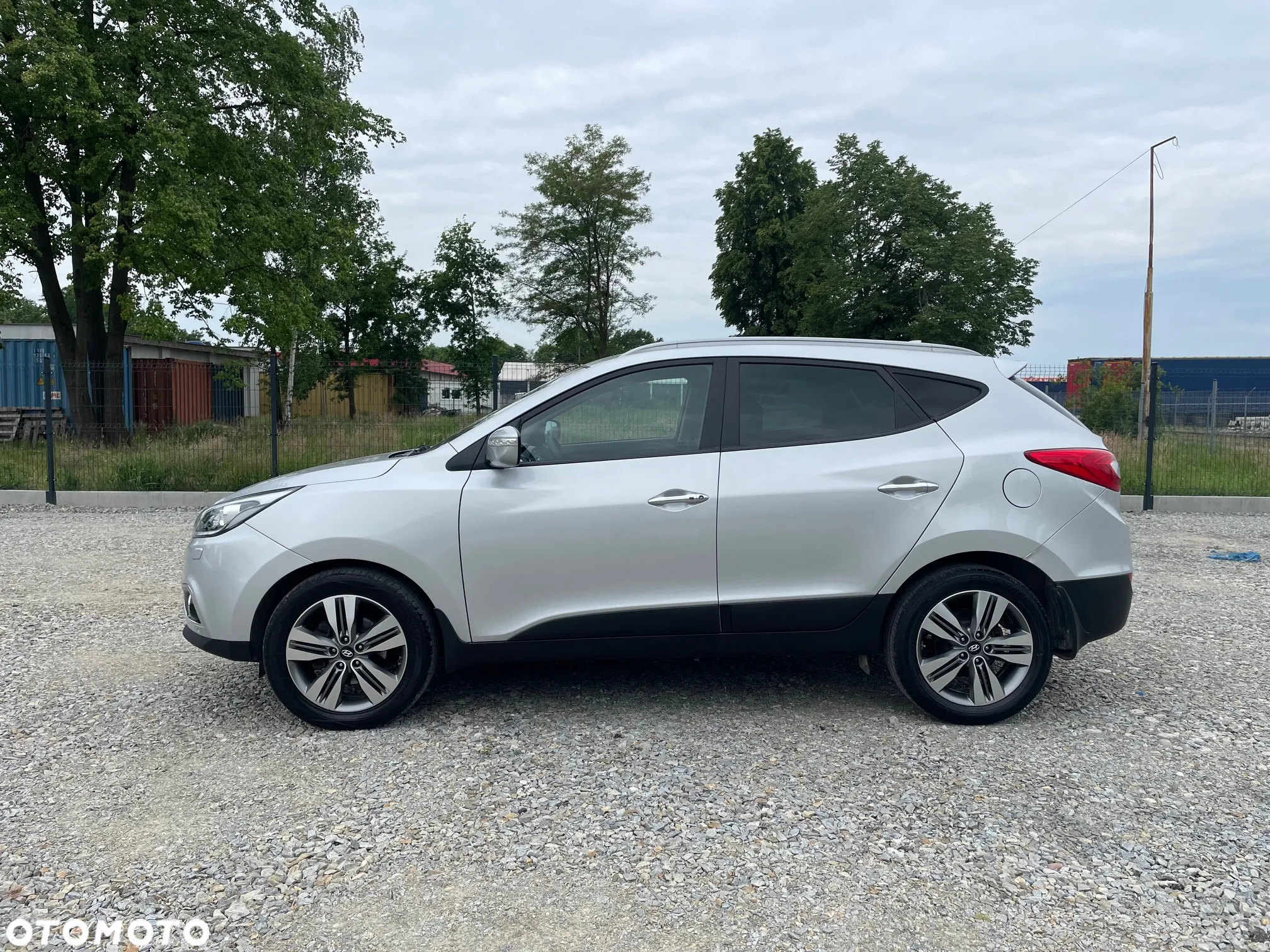 Hyundai ix35 2.0 CRDi 4WD Automatik Premium - 4