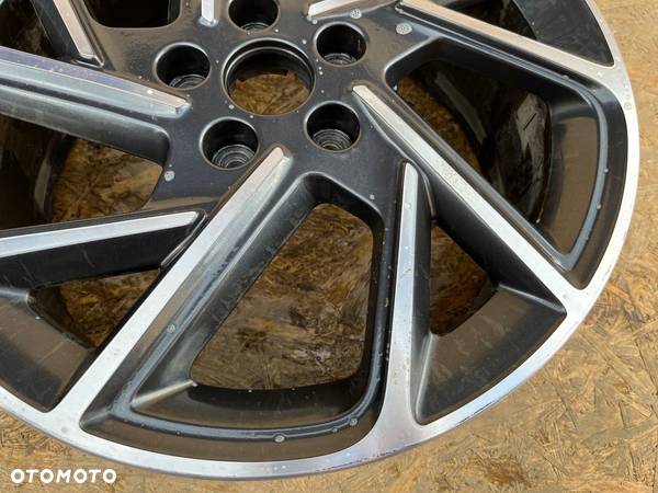 FELGA ALUMINIOWA OE HYUNDAI I30 I-30 N LINE 18" 7,5x18 ET55 5x114,3 - 6