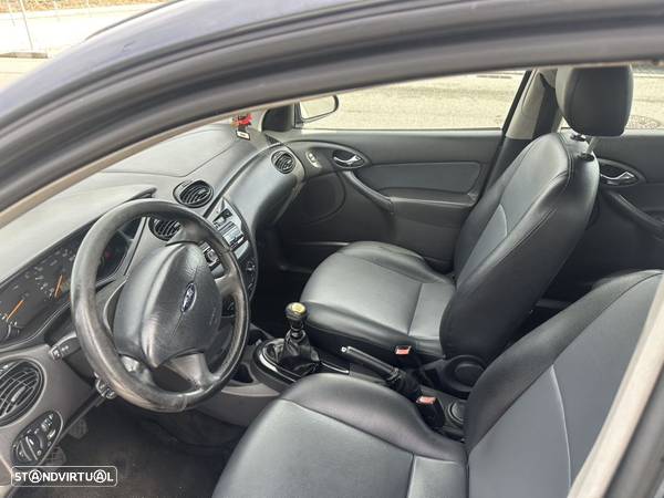 Ford Focus SW 1.8 TDdi Ghia - 6