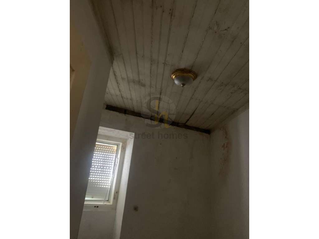 Prédio com dois pisos independentes para recuperação total-27