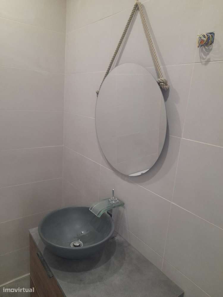 Apartamento T2 com varanda na Baixa da Banheira-36