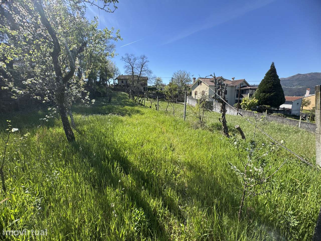 Moradia em granito p/ recuperar – Oliveira de Frades-12