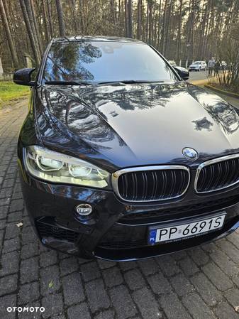 BMW X6M - 22