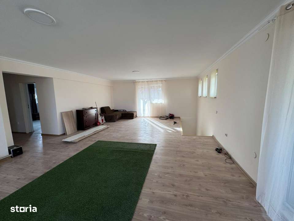 Oferta de vanzare casa, 261 mp.+895 mp curte, Campenesti - Imagine principală: 5/14