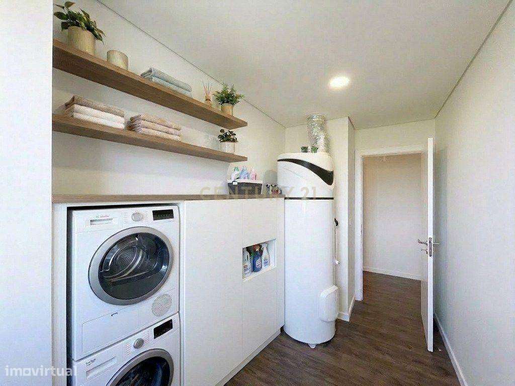 Apartamento T2 Novo | Localização Premium junto à CUF Lagoa - Grande imagem: 4/6