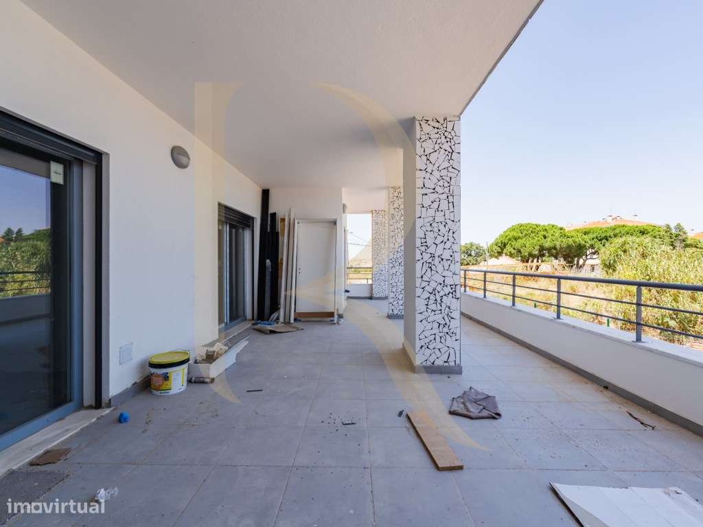 Apartamento T3 duplex com parqueamento e arrecadação em condomínio ...-9