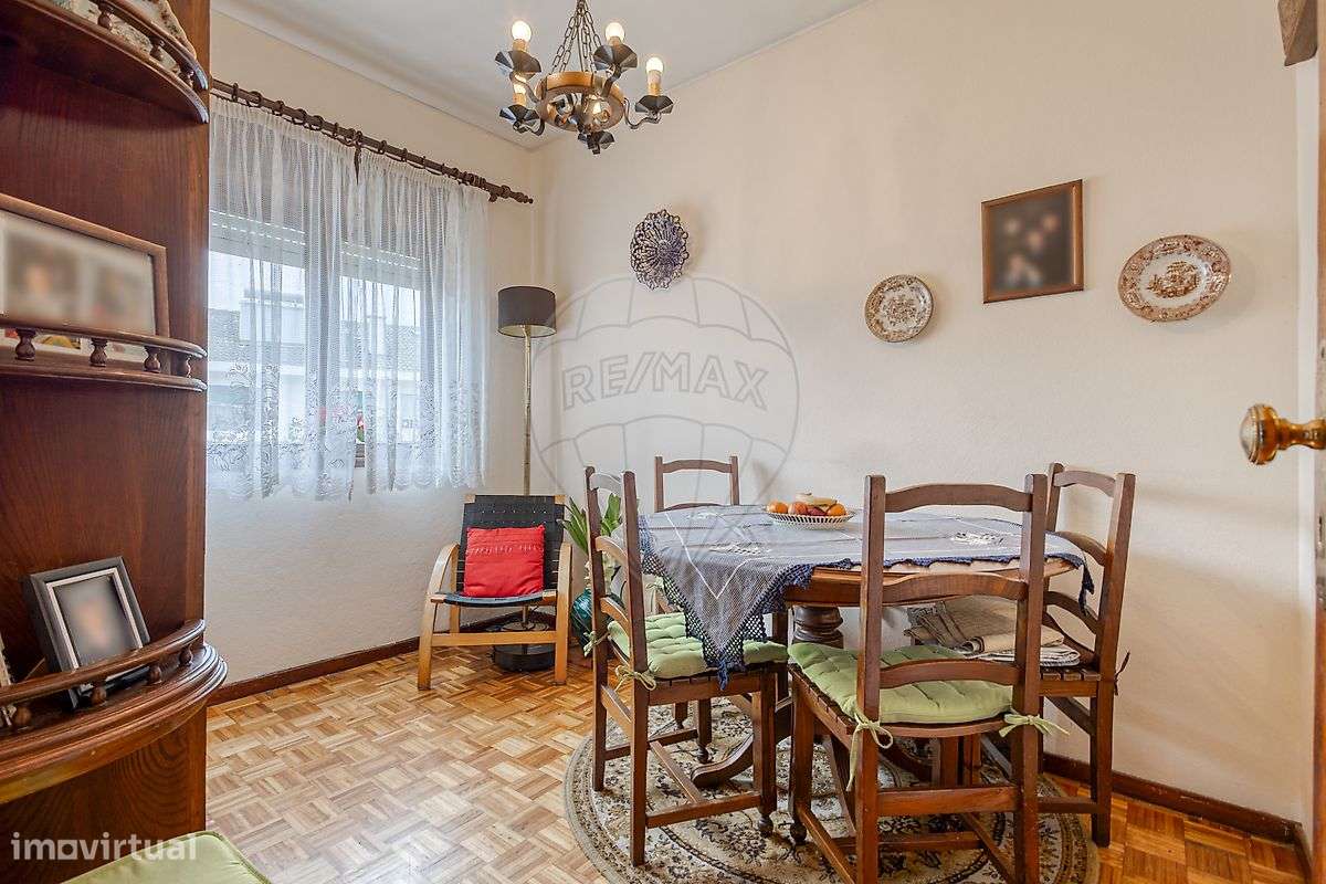 Moradia T5 para venda-8