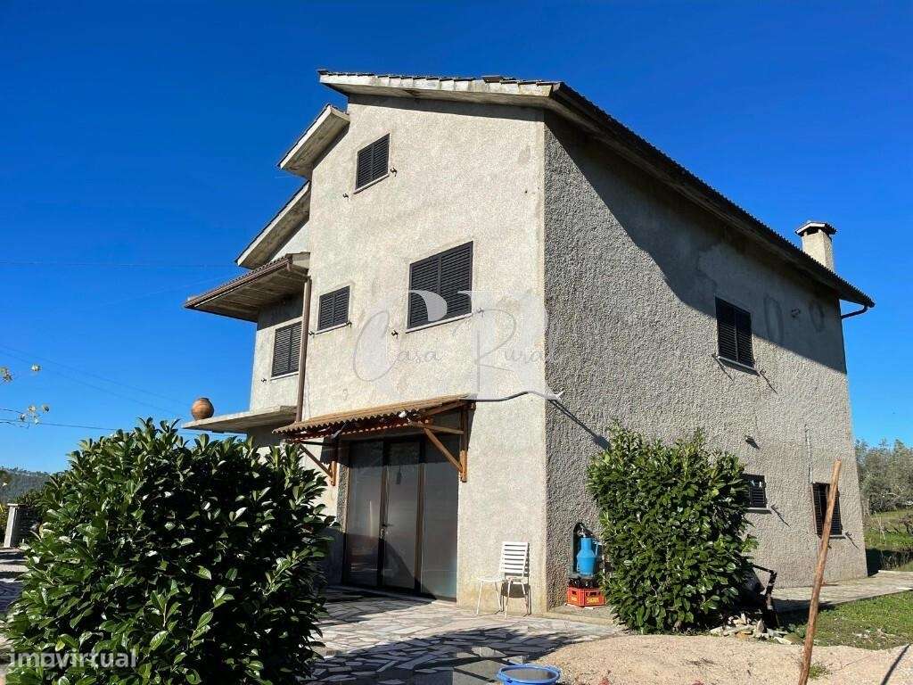 Moradia de 3 a 4 quartos para finalizar em São Miguel, Vila Nova de Po-1