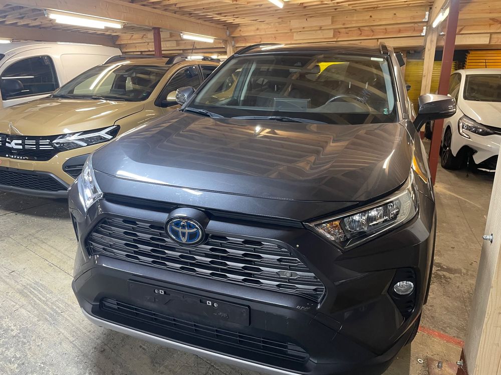 Toyota Rav4 V 2024