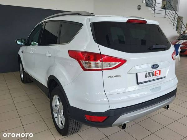 Ford Kuga - 8