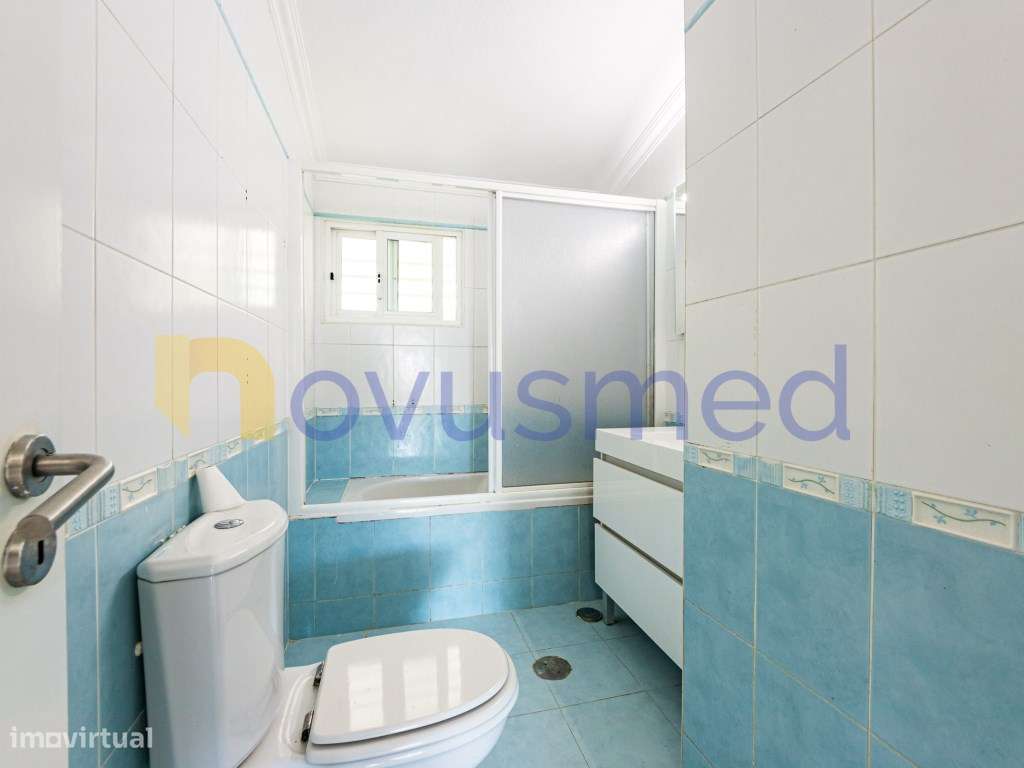 Moradia com Piscina na Zona Premium Areias São João, Albufeira-39