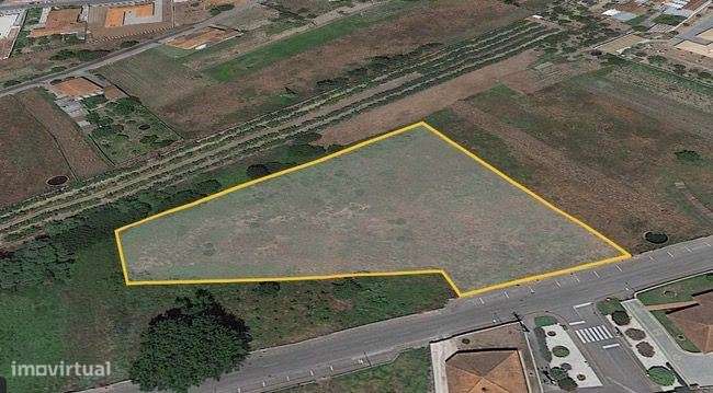 Terreno para moradia em Bustos - Grande imagem: 2/3