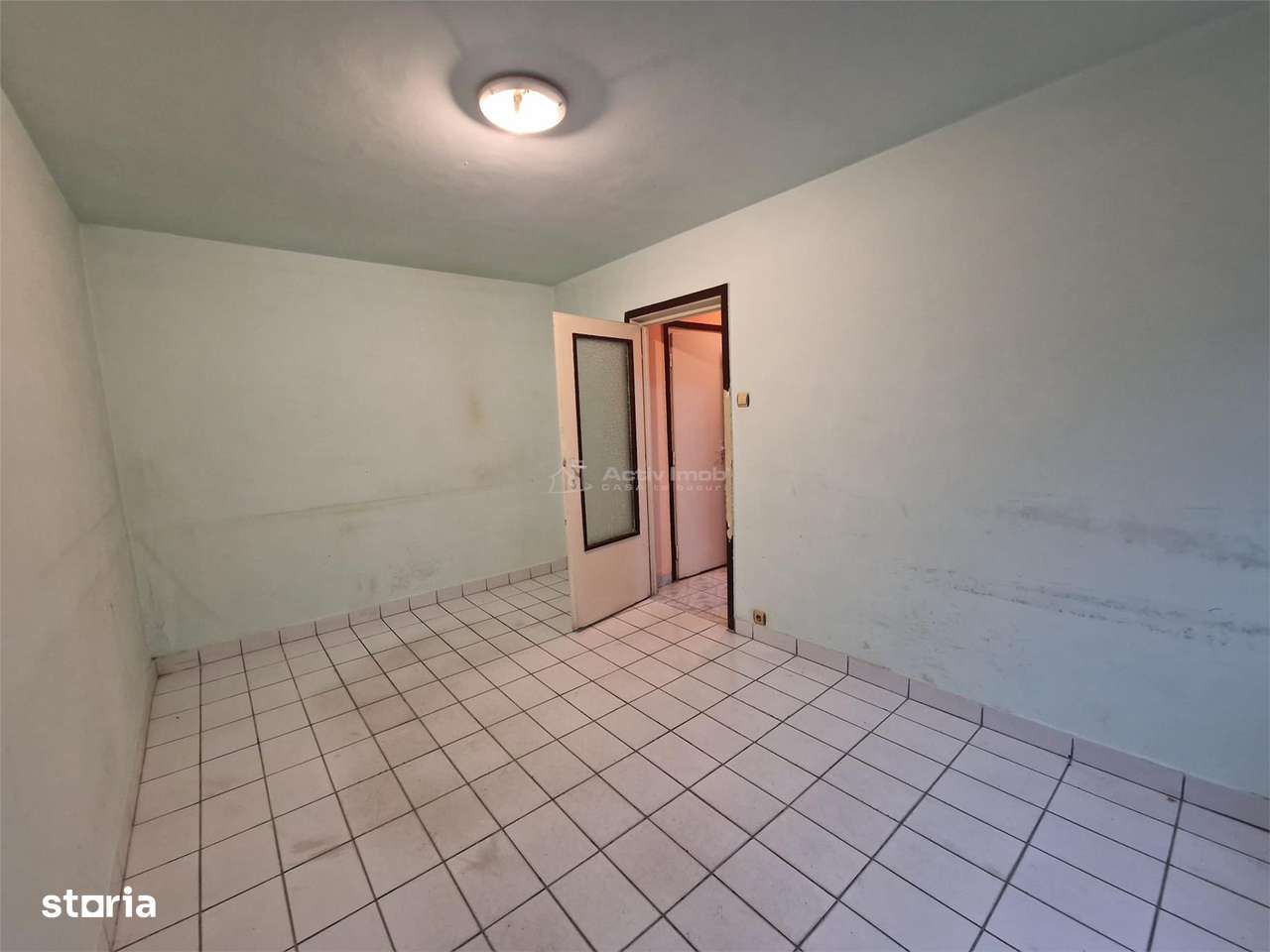 Resita Chirie Spatiu Com 57 mp Lunca, Promenada - Imagine principală: 3/10