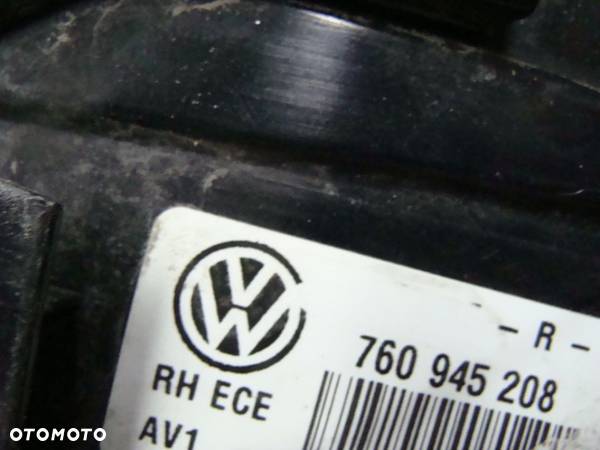 VW TOUAREG III LAMPA TYLNA PRAWA TYŁ 760945208 - 4