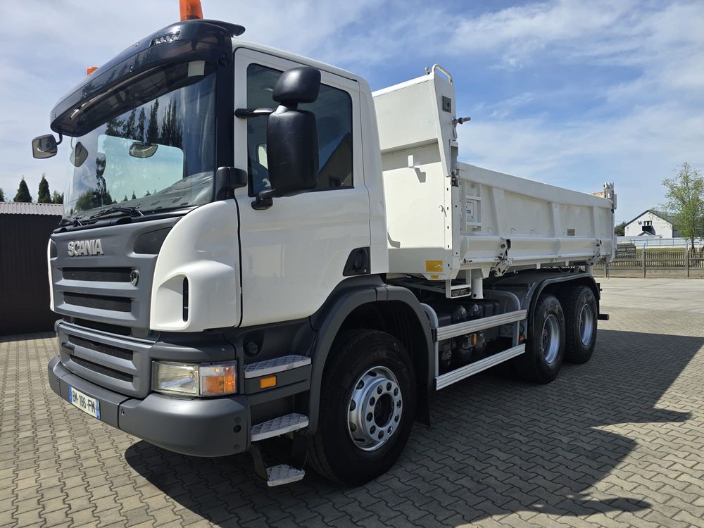 Scania P-series 2011