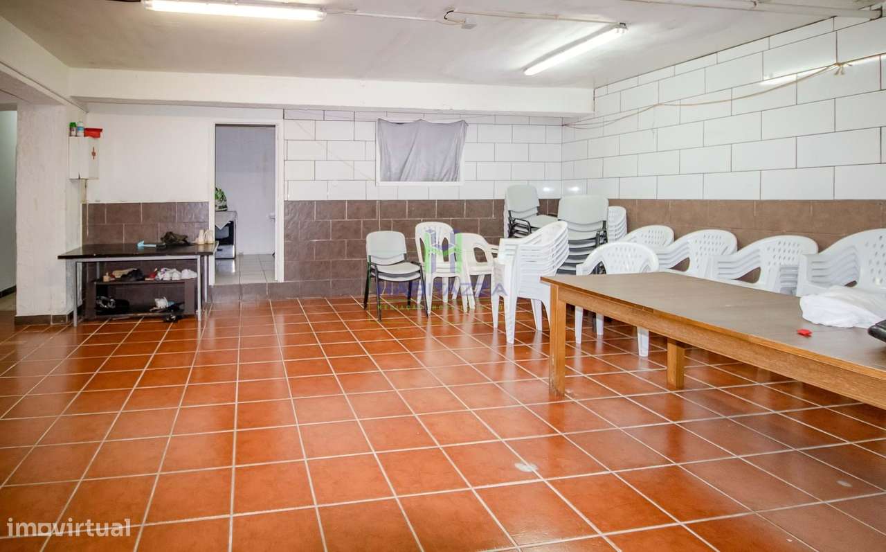 Espaço comercial de 323 m2, em Lagos-8