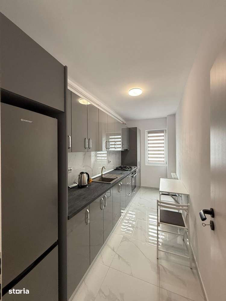 APARTAMENT CU DOU02 CAMERE DECOMANDAT-BLOC NOU -COMISION 0%