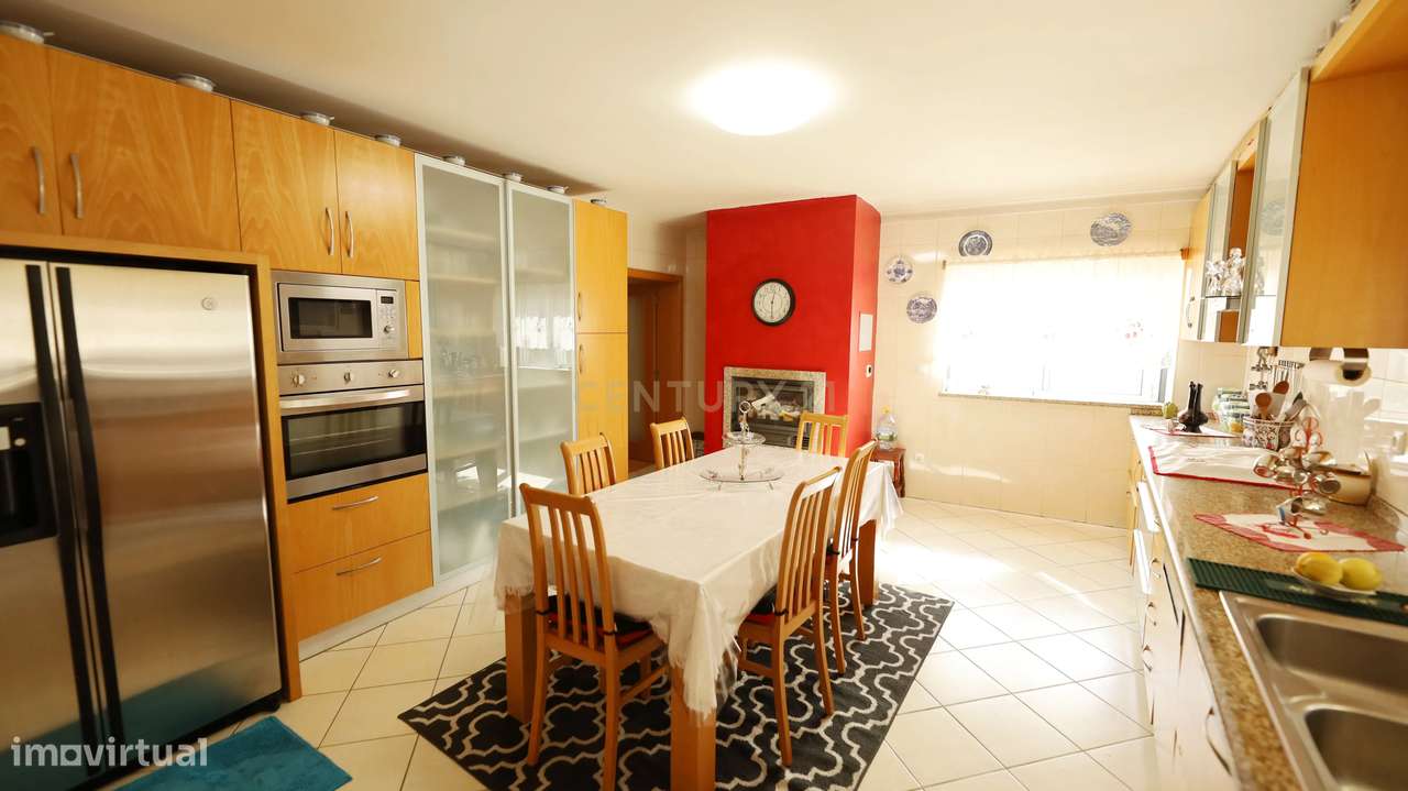 Moradia em pedra com terreno em Figueiró - Grande imagem: 5/24