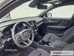 Volvo XC 40 - 24