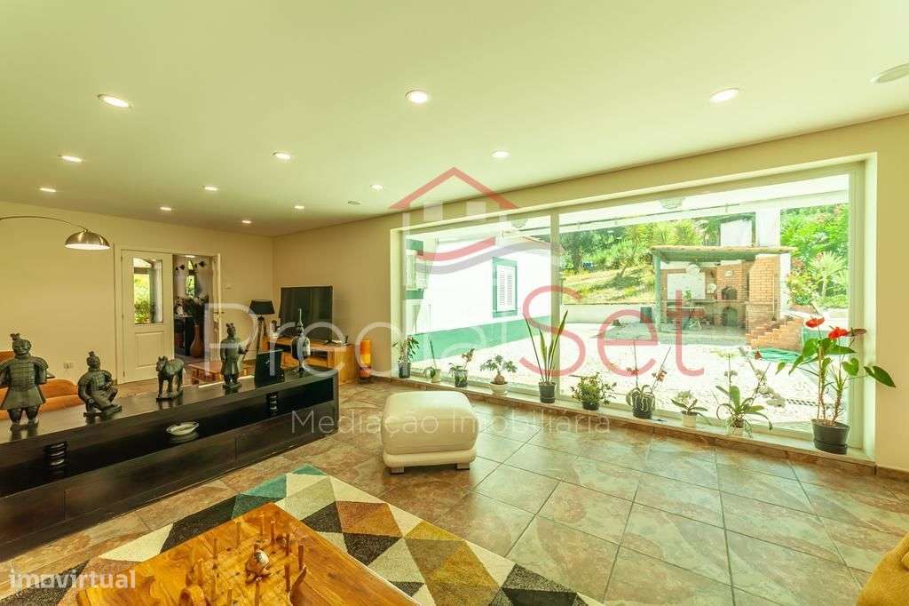 Quinta com Moradia de 6 assoalhadas com piscina - Loures-Lisboa-22