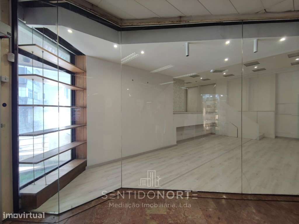 Loja no Centro Comercial Brasília-8