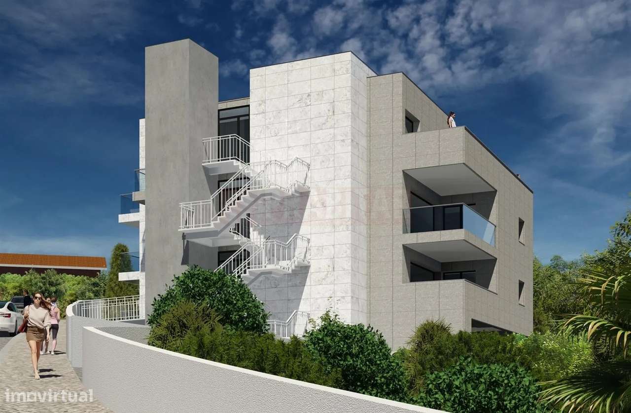 Em Celas, Apartamento T2 com 2 Suites, Varandas e Garagem-8