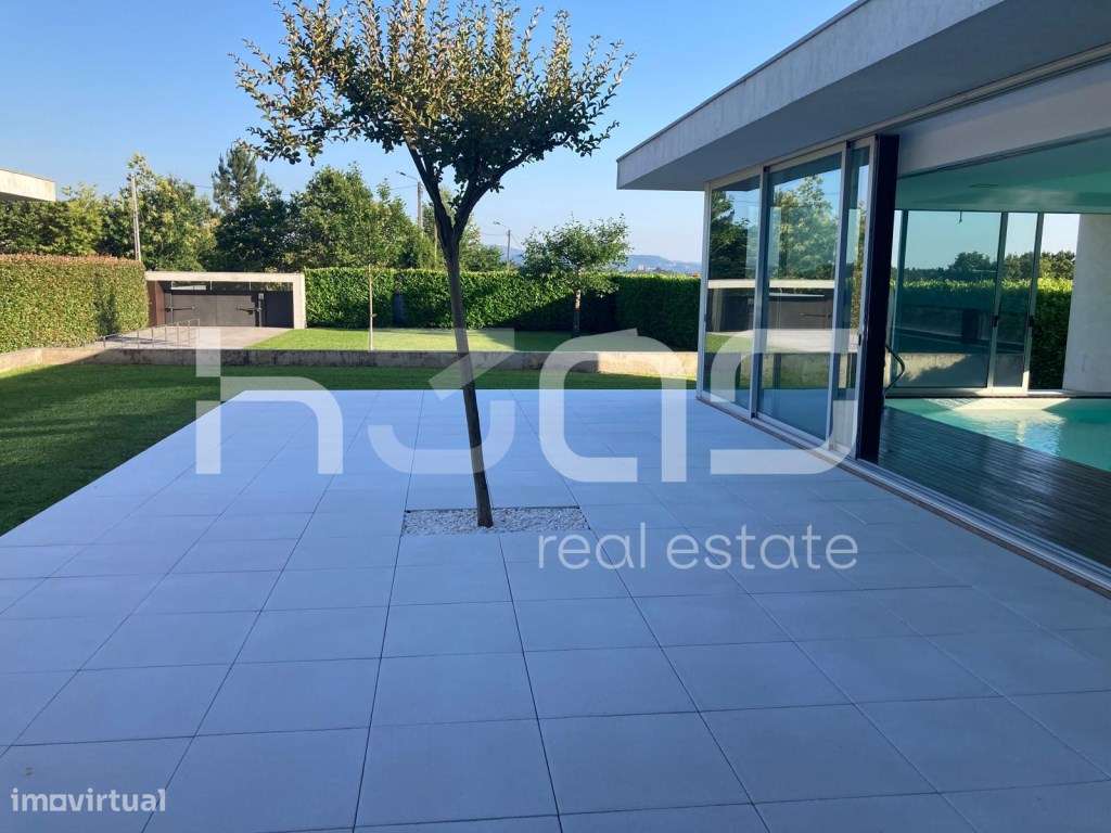 MORADIA T4 COM PISCINA INTERIOR - ONDE A NATUREZA MARCA PRESENÇA-23