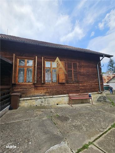 CASA DE VACANTA + TEREN PROPRIETATE IN STATIUNEA MONTANA SLANIC MOLDOV-14