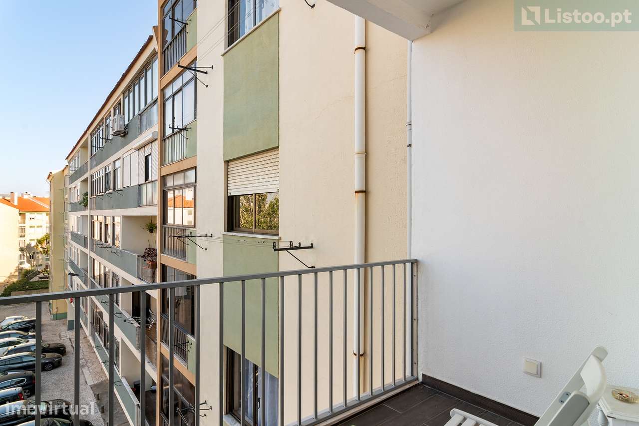 Apartamento T3 à Venda em São Miguel das Encostas – Carcavelos-21