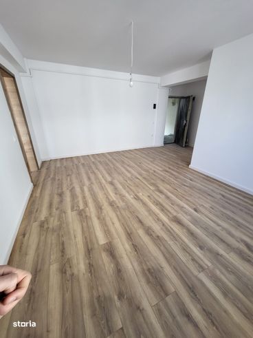 Apartament 1 camera decomandat Hlincea, etaj 1-0