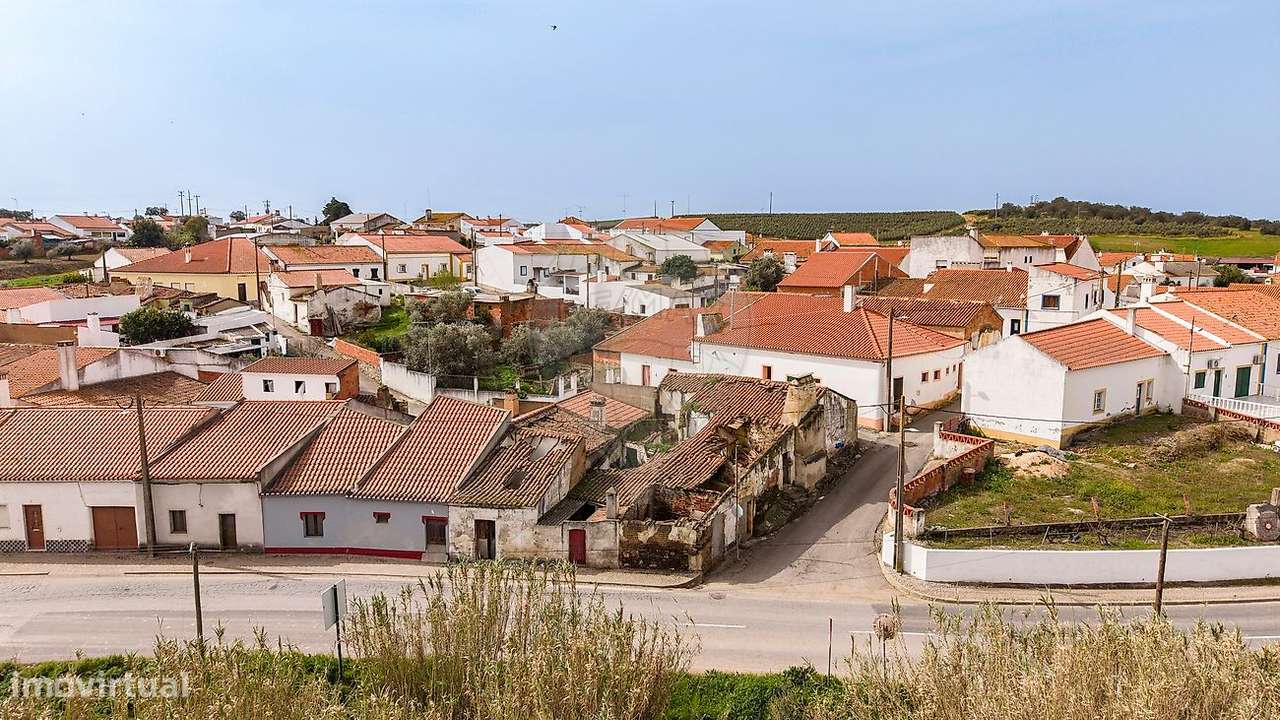 Moradia T1 para venda - Grande imagem: 2/19