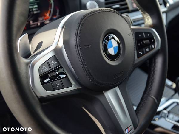 BMW X3 xDrive20i - 25