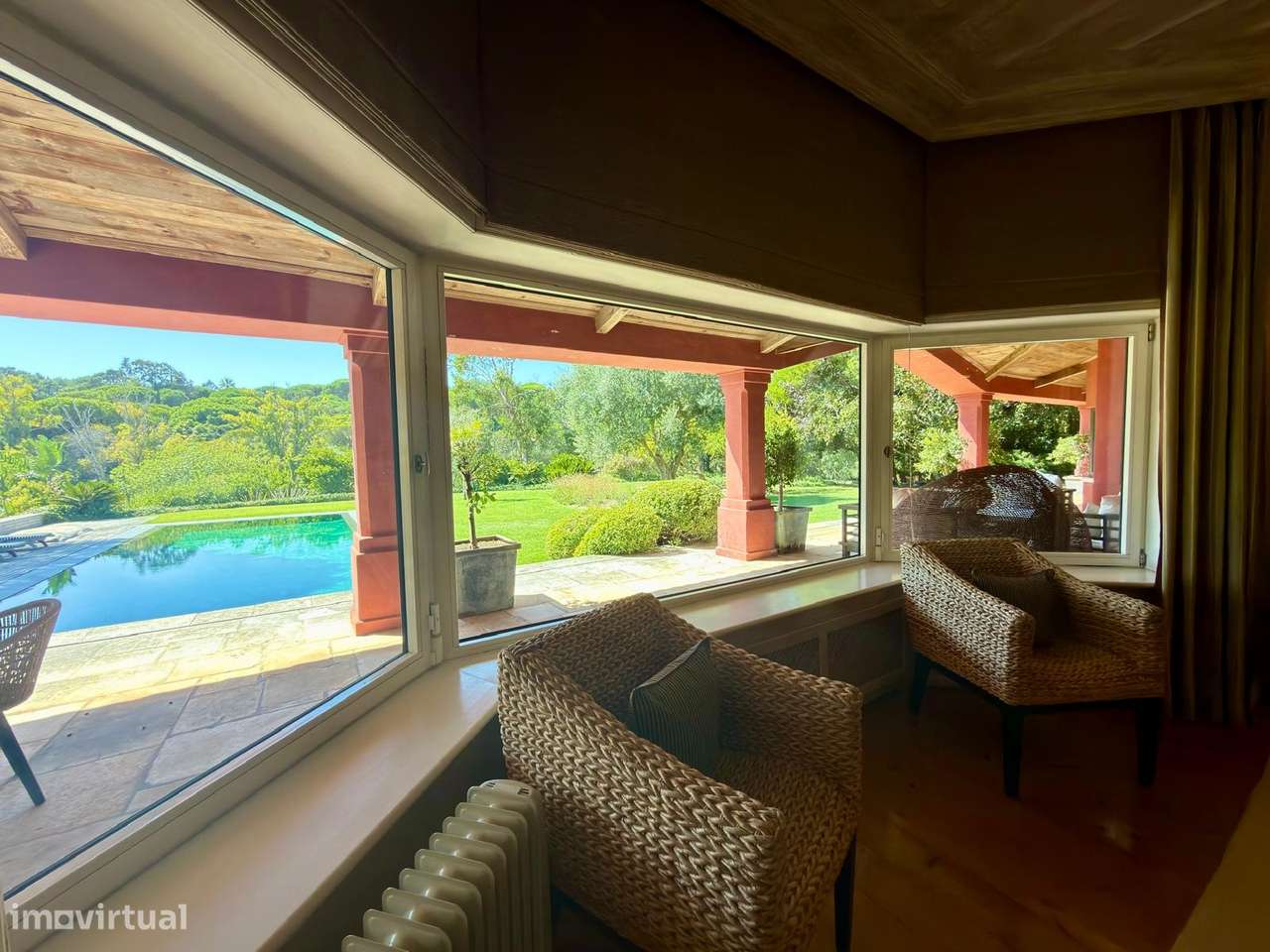 Moradia de Luxo com Piscina Privada na Quinta Patino, Estoril-16
