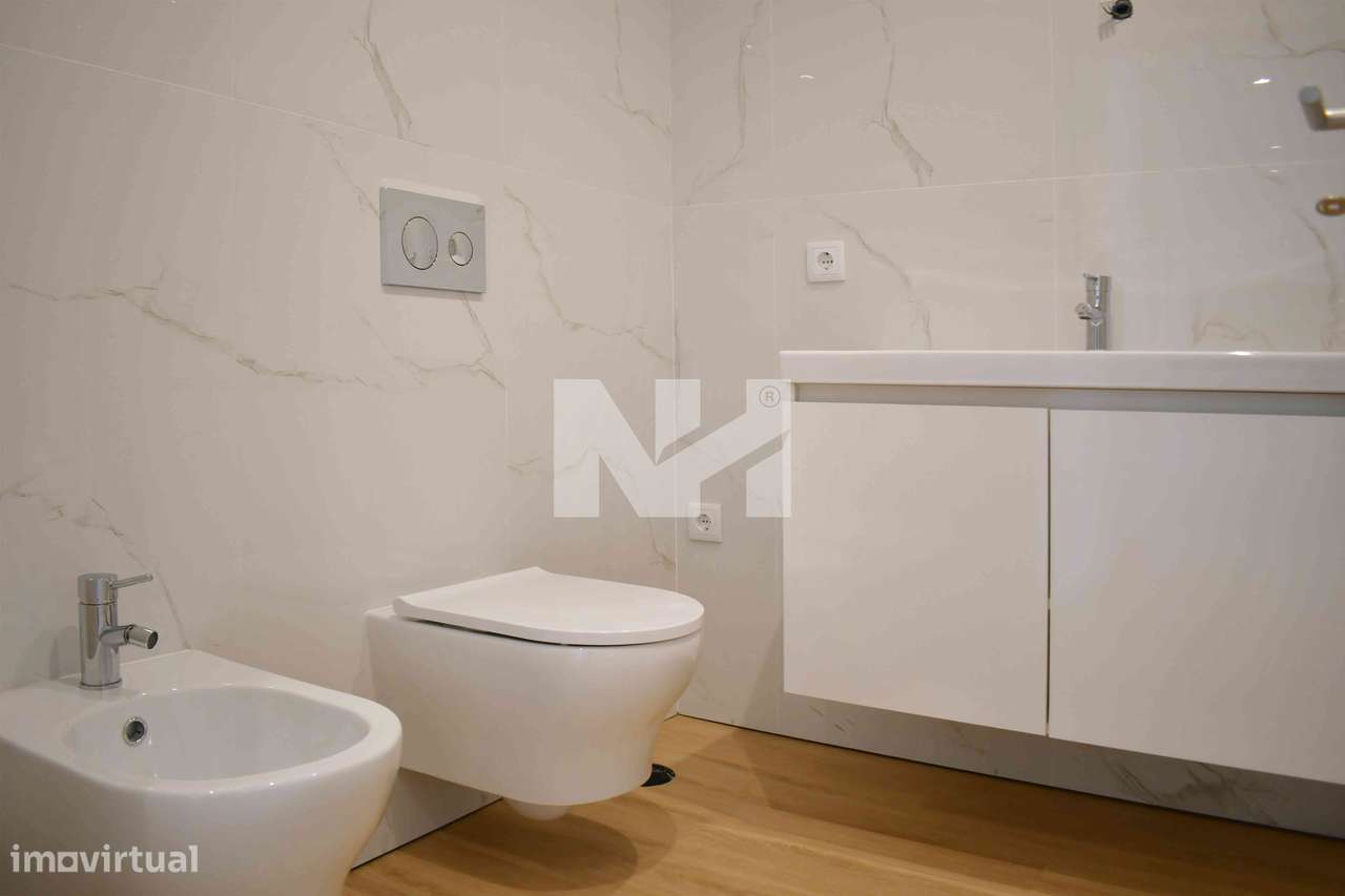 Venda (*) | Apartamento | T1 | Padrão da Légua-14