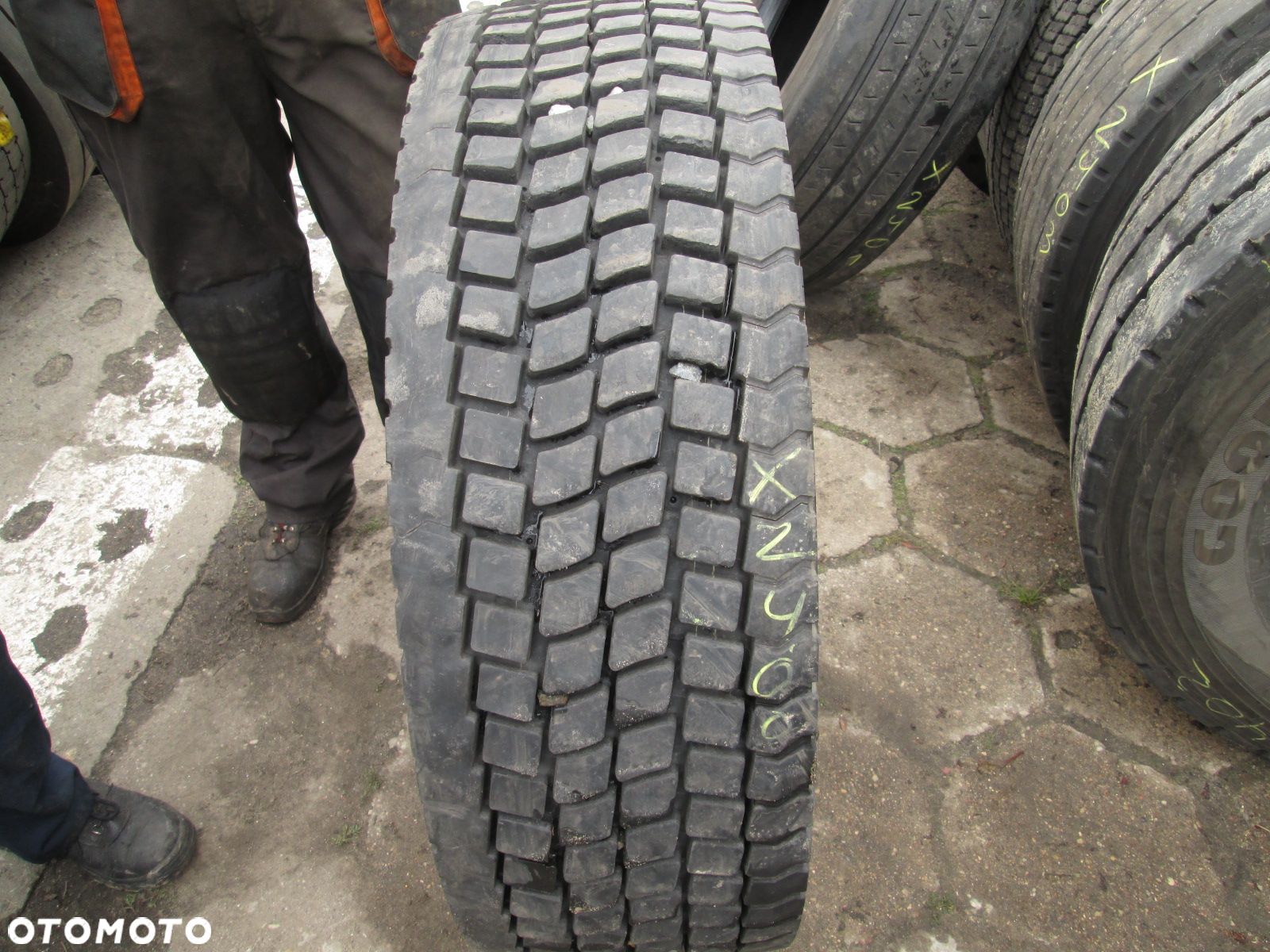 Opona ciężarowa 285/60R22.5 Michelin XDA - 1