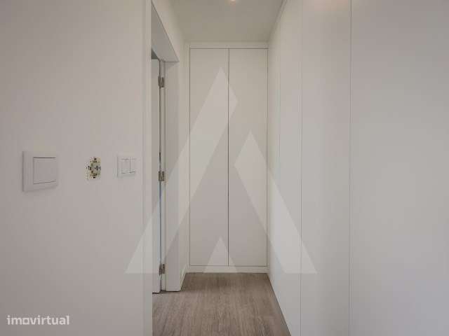 Moradia T4 + 1 de arquitetura moderna a 7 minutos do centro de Aveiro-39