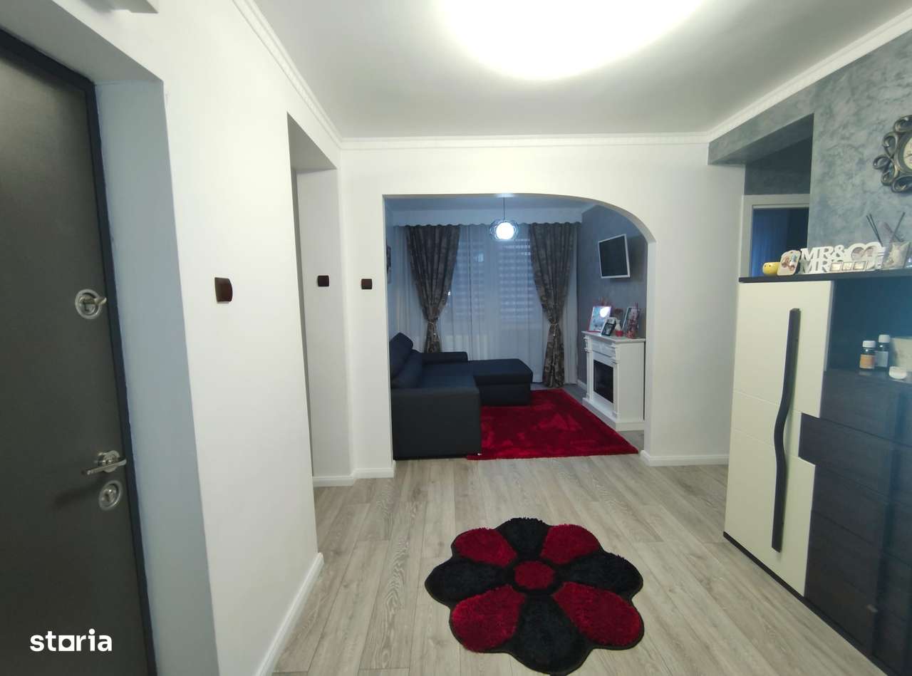Apartament modern 4 camere, 80 mp, zona Unității Militare - Imagine principală: 1/7
