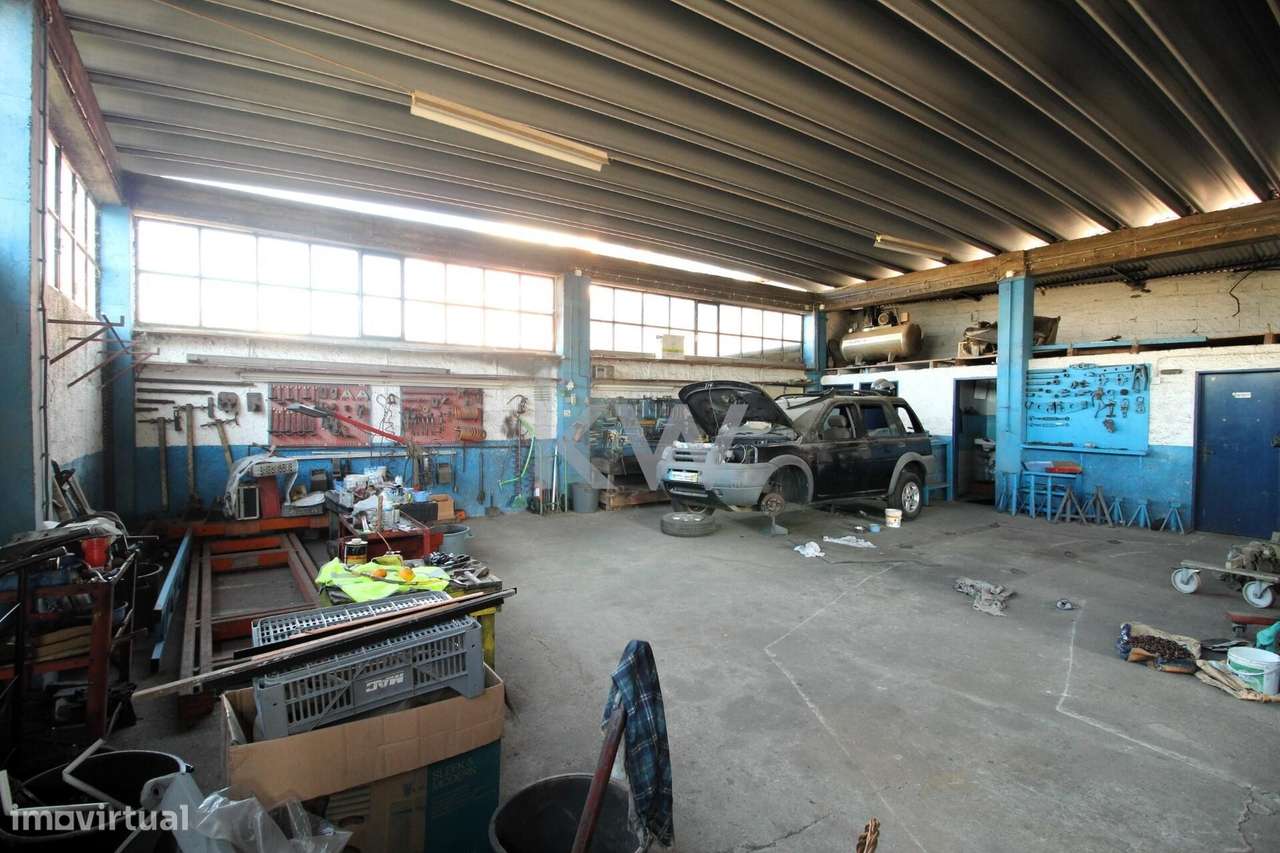 Armazém com 290m2 preparado para Oficina Auto em Santa Clara, Coimbra - Grande imagem: 4/28