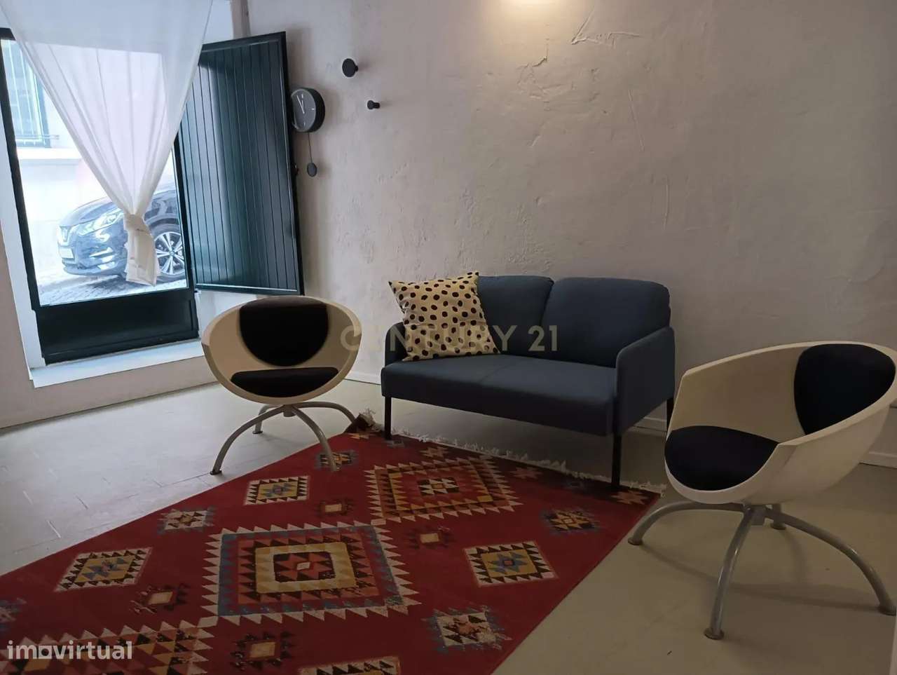 Loja remodelada com saída de fumos no Bairro Alto - Grande imagem: 3/12