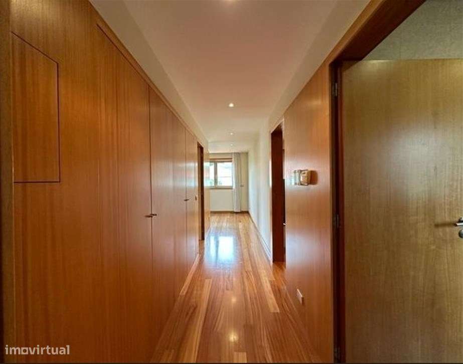 Moradia Individual T3 com piscina em Lomar-47