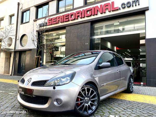 Renault Clio 2.0 16V Sport - 1