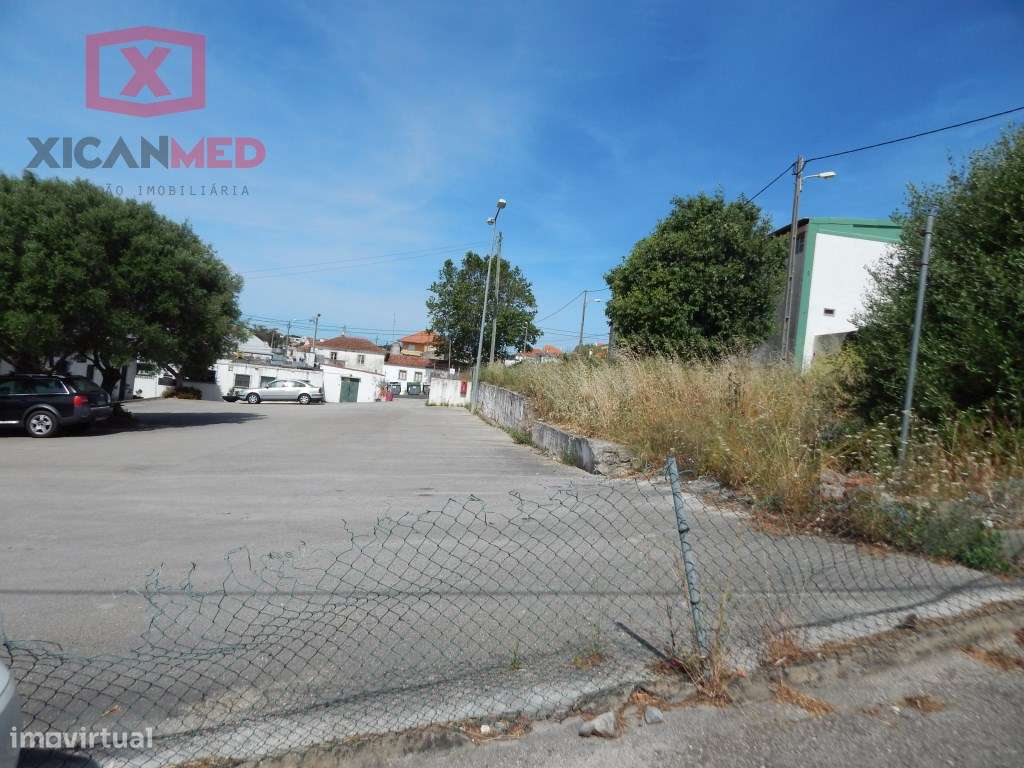 Desenvolvimento Urbano/ 
Habitação e Comercio.-16