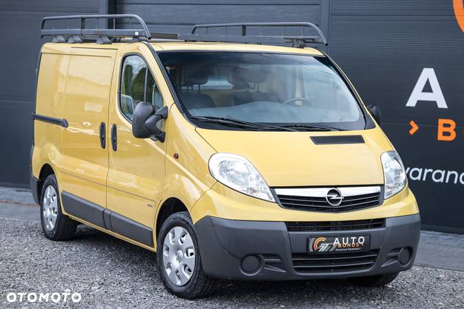 Opel Vivaro - 1