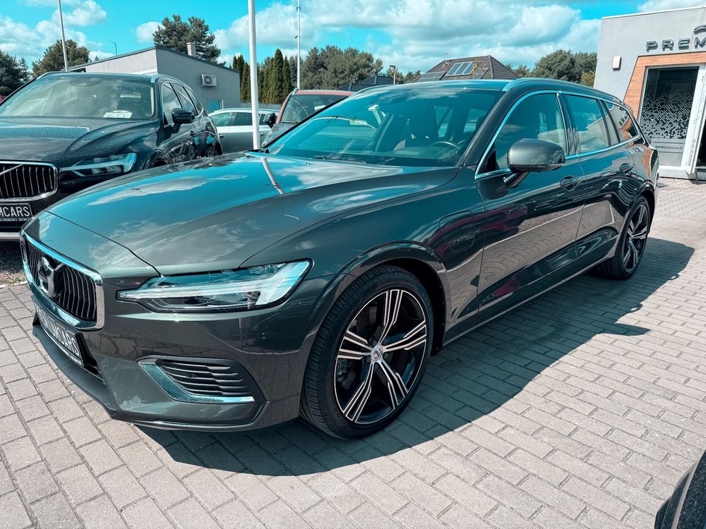 Volvo V60 II (2018- ) T6 AWD Recharge Geartronic RDesign 2021