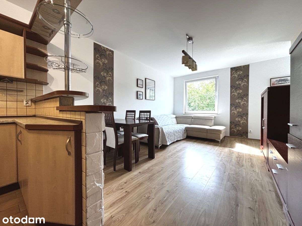 Jasne 2 pokojowe mieszkanie w Gdyni.-6