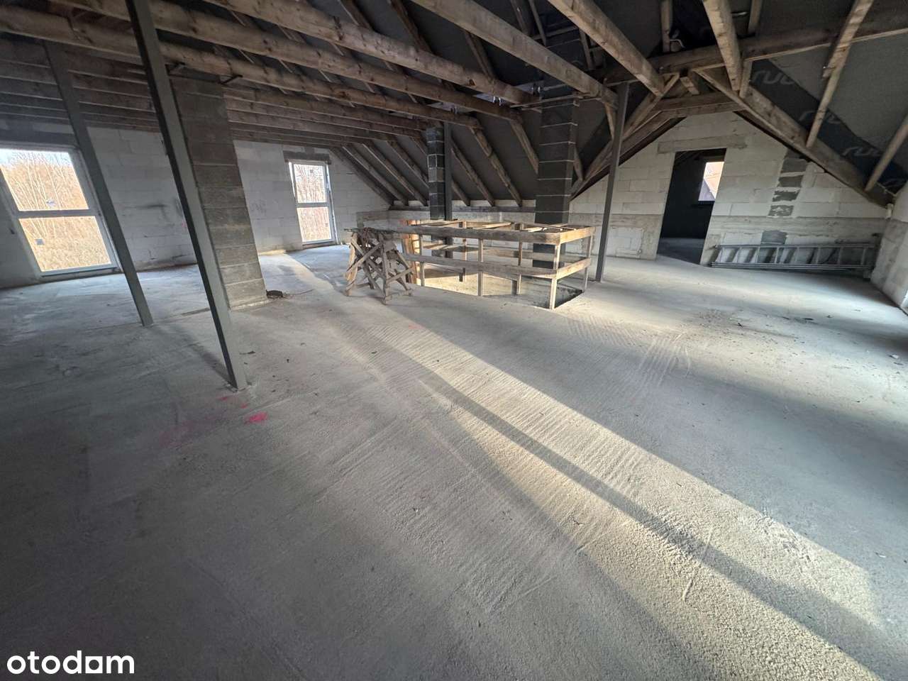 Duży dom sąsiadujący z parkiem-8