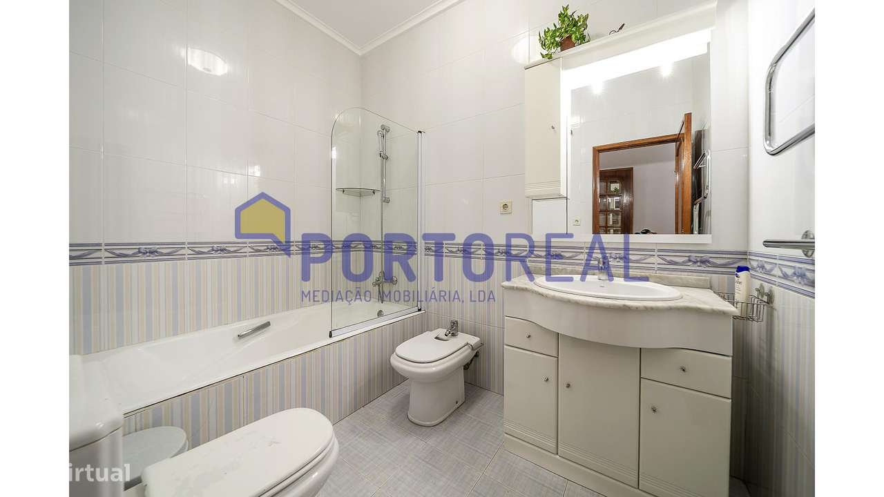 Moradia Isolada perto Praia Granja-17