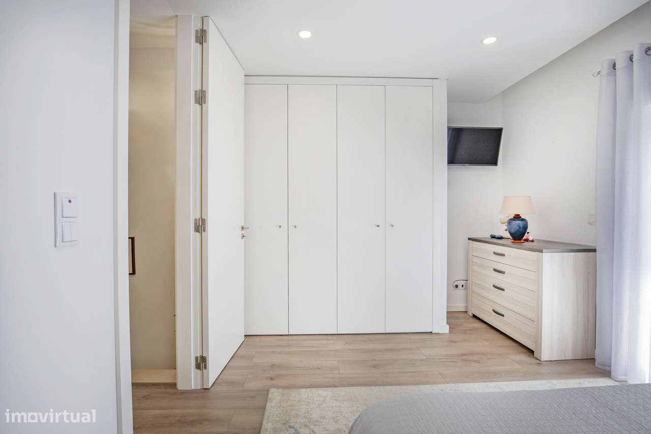 Moradia T3+1 garagem box jardim Quinta do Conde Sesimbra-16