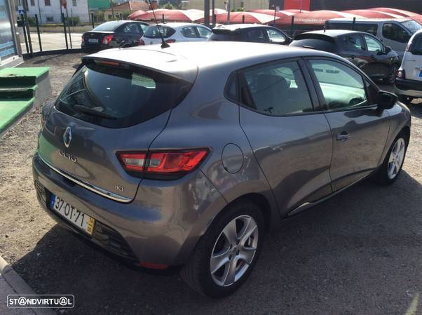 Renault Clio 1.5 dCi Dynamique S - 11