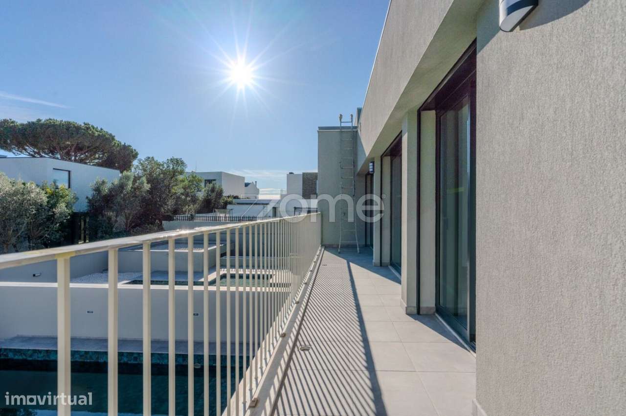 Moradia T3 c/garagem e piscina aquecida, a 15 mins de Lisboa / Cascais-17